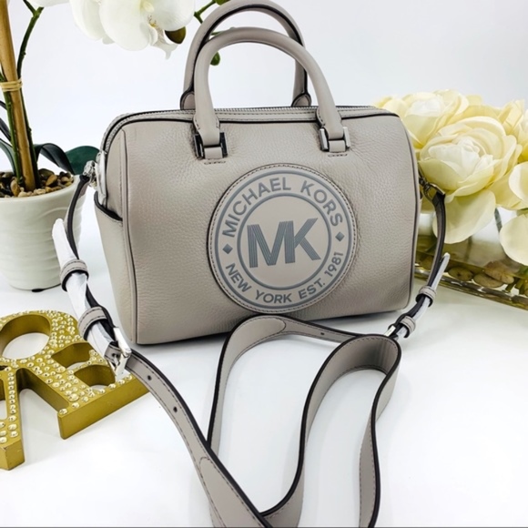 LAST DAY SALE  Michael Kors Fulton Sport Satchel - Picture 3 of 8